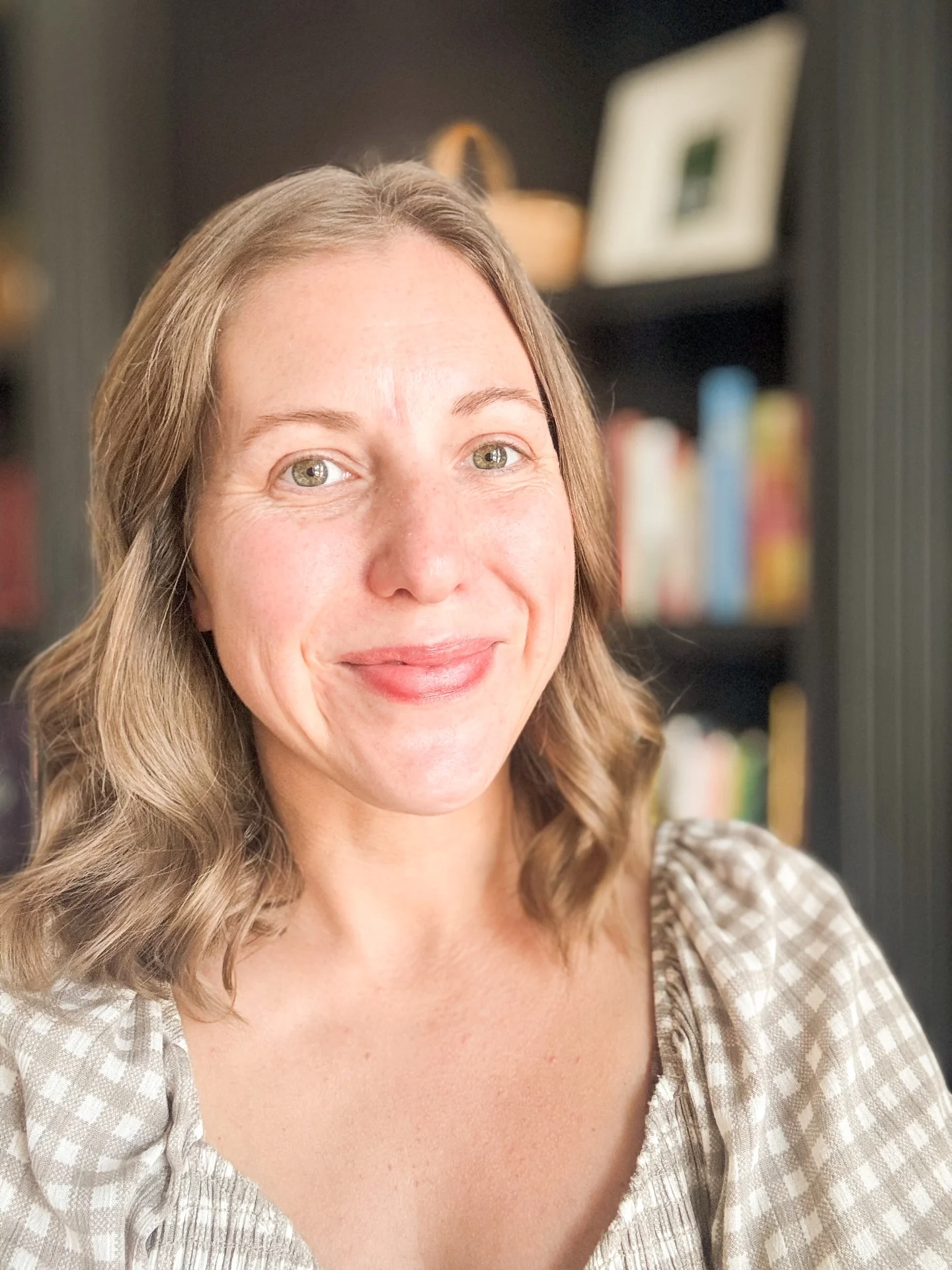 Ashlee, homeschool mom and founder of The Homeschool Starter Guide